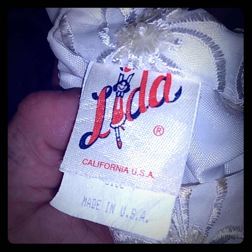 Lisa size 4